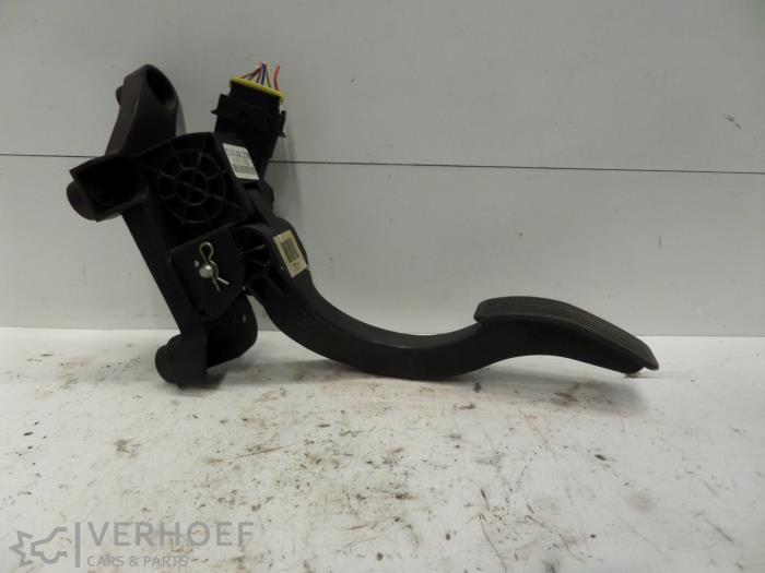 Gebruikte Gaspedaalpositie Sensor Hyundai H-300 2.5 CRDi Prijs op aanvraag aangeboden door Verhoef Cars & Parts