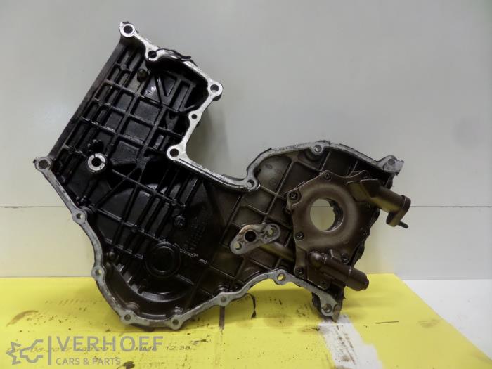 Gebruikte Distributiedeksel Hyundai i30 Crosswagon (WWH) 1.6 CRDi 16V VGT HP Prijs op aanvraag aangeboden door Verhoef Cars & Parts