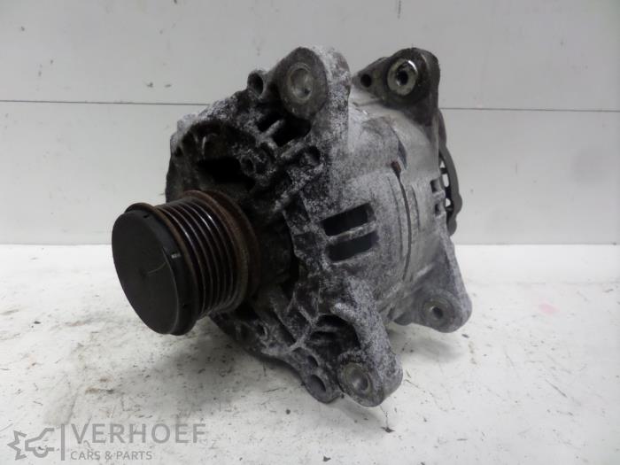 Gebruikte Dynamo Skoda Octavia Combi (1U5) 1.9 TDI 90 Prijs € 40,00 Margeregeling aangeboden door Verhoef Cars & Parts