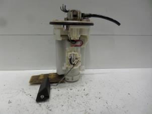 Gebruikte Benzinepomp Toyota Corolla Verso (R10/11) 1.8 16V VVT-i Prijs € 40,00 Margeregeling aangeboden door Verhoef Cars & Parts