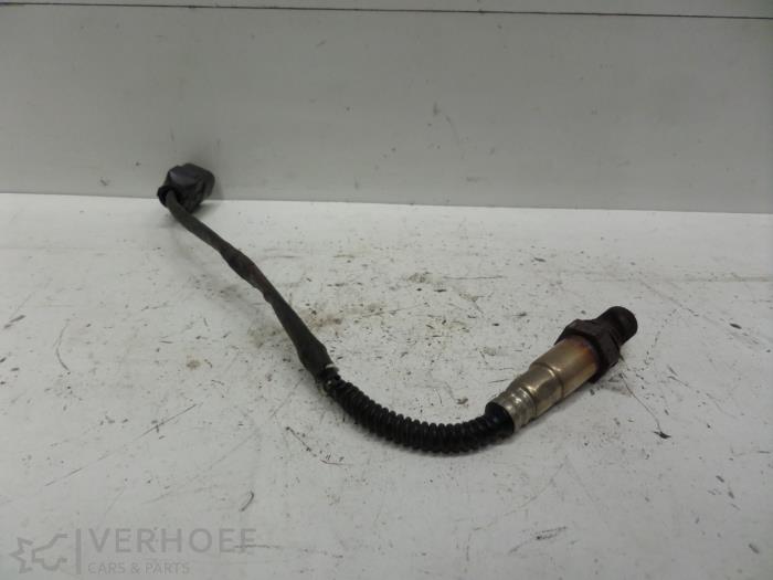Gebruikte Lambda Sonde Kia Rio II (DE) 1.4 16V Prijs € 20,00 Margeregeling aangeboden door Verhoef Cars & Parts