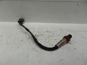 Gebruikte Lambda Sonde Kia Rio II (DE) 1.4 16V Prijs € 20,00 Margeregeling aangeboden door Verhoef Cars & Parts