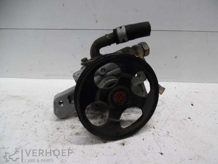 Gebruikte Pomp Servo Honda Logo (GA33) 1.3 Prijs op aanvraag aangeboden door Verhoef Cars & Parts