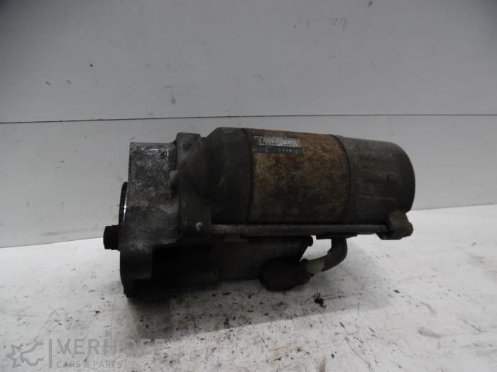 Gebruikte Startmotor Mazda 323 Fastbreak (BJ14) 2.0 DTiD 16V Prijs € 30,00 Margeregeling aangeboden door Verhoef Cars & Parts
