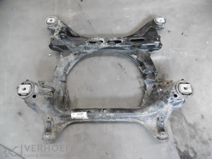 Gebruikte Subframe Audi Q7 (4LB) 6.0 TDI V12 48V Prijs op aanvraag aangeboden door Verhoef Cars & Parts