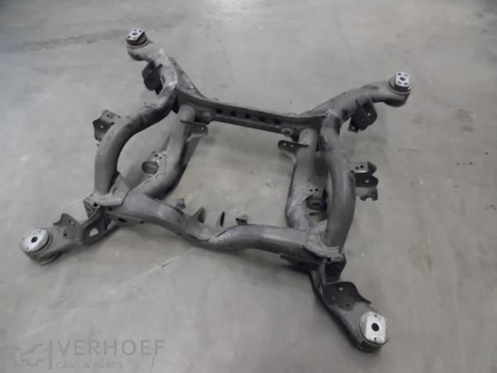 Gebruikte Subframe Audi Q7 (4LB) 6.0 TDI V12 48V Prijs op aanvraag aangeboden door Verhoef Cars & Parts