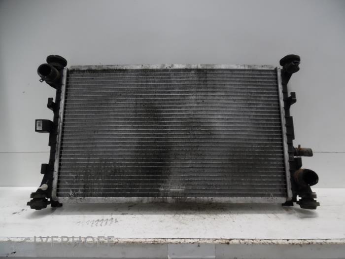 Gebruikte Radiateur Ford Focus 1 Wagon 1.8 TDCi 115 Prijs op aanvraag aangeboden door Verhoef Cars & Parts