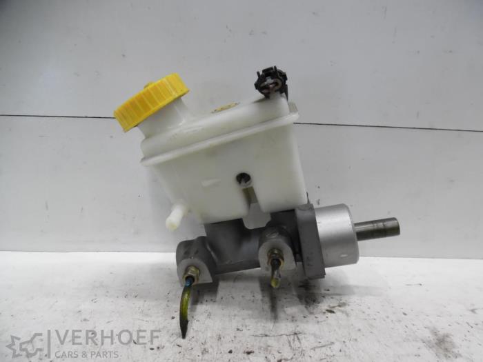Gebruikte Hoofdremcilinder Chevrolet Lacetti (KLAN) 1.6 16V Prijs op aanvraag aangeboden door Verhoef Cars & Parts