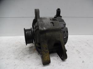 Gebruikte Dynamo Hyundai XG 2.5 V6 24V Prijs € 50,00 Margeregeling aangeboden door Verhoef Cars & Parts