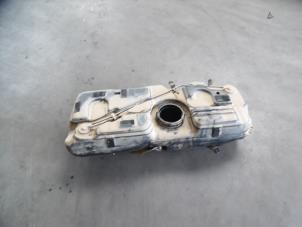 Gebruikte Brandstoftank Suzuki Splash 1.0 12V Prijs op aanvraag aangeboden door Verhoef Cars & Parts