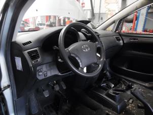 Gebruikte Module + Airbag Set Toyota Avensis Verso (M20) 2.0 D-4D 16V Prijs op aanvraag aangeboden door Verhoef Cars & Parts