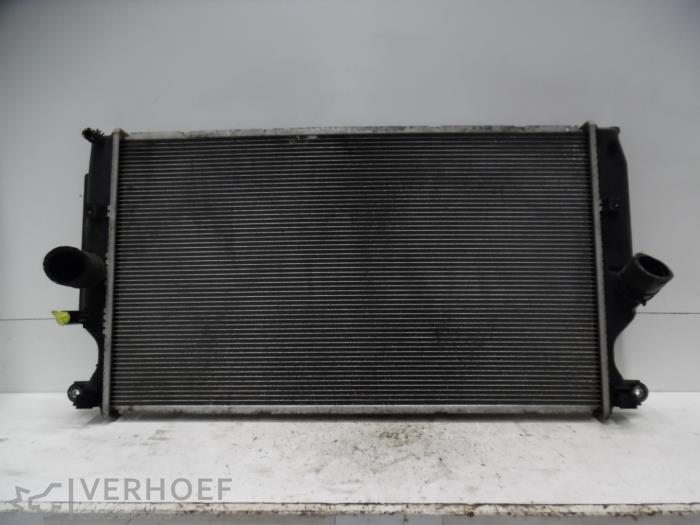Gebruikte Radiateur Toyota Auris (E15) 2.2 D-CAT 16V Prijs € 50,00 Margeregeling aangeboden door Verhoef Cars & Parts