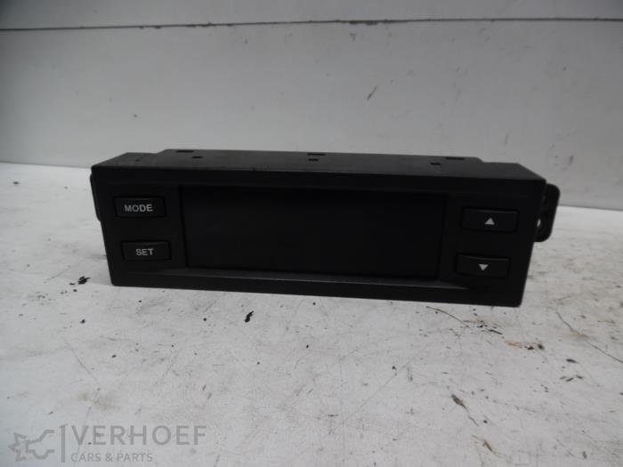 Gebruikte Display Interieur Chevrolet Captiva (C100) 2.4 16V 4x4 Prijs € 50,00 Margeregeling aangeboden door Verhoef Cars & Parts