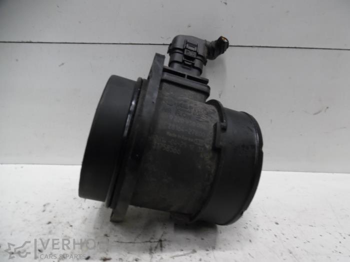 Gebruikte Luchthoeveelheidsmeter Hyundai H-300 2.5 CRDi Prijs € 30,25 Inclusief btw aangeboden door Verhoef Cars & Parts