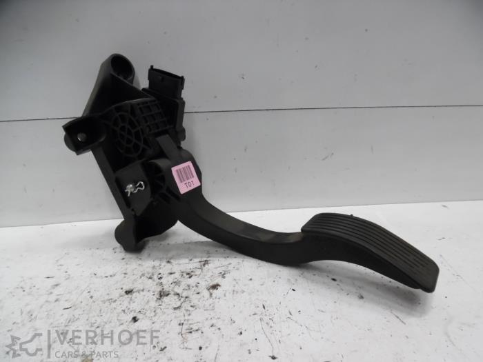 Gebruikte Gaspedaalpositie Sensor Hyundai H-300 2.5 CRDi Prijs op aanvraag aangeboden door Verhoef Cars & Parts