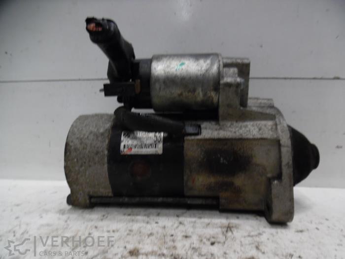 Gebruikte Startmotor Mitsubishi L-200 2.5 DI-D 4x4 Prijs op aanvraag aangeboden door Verhoef Cars & Parts