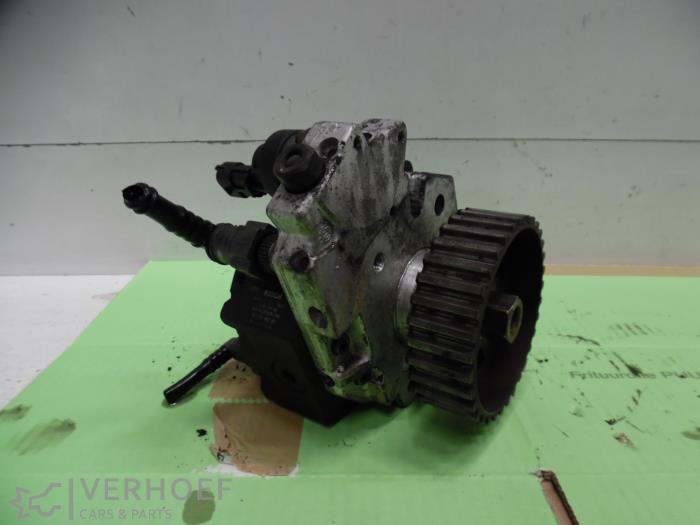 Gebruikte Tank element Pomp Mazda 3 Sport (BK) 1.6 CiTD 16V Prijs € 100,00 Margeregeling aangeboden door Verhoef Cars & Parts