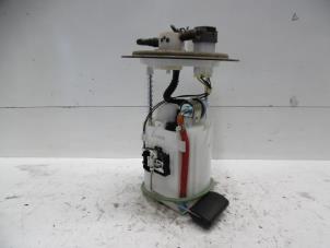 Gebruikte Benzinepomp Hyundai i10 (F5) 1.1i 12V Prijs € 30,00 Margeregeling aangeboden door Verhoef Cars & Parts