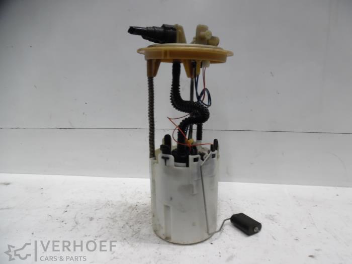 Gebruikte Benzinepomp Mercedes Sprinter 3,5t (906.63) 313 CDI 16V Prijs € 72,60 Inclusief btw aangeboden door Verhoef Cars & Parts