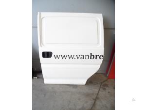 Gebruikte Schuifdeur links Mitsubishi L-400 2.5 TD Prijs € 100,00 Margeregeling aangeboden door Verhoef Cars & Parts