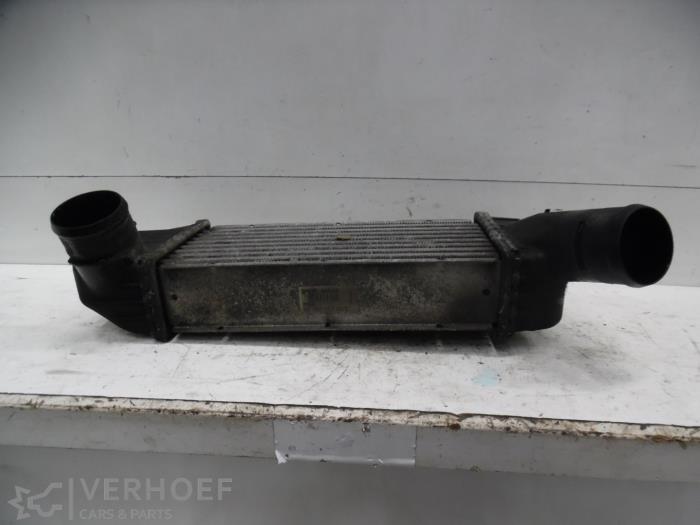 Gebruikte Intercooler Peugeot 307 SW (3H) 2.0 HDi 110 FAP Prijs op aanvraag aangeboden door Verhoef Cars & Parts
