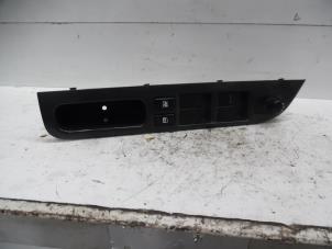 Gebruikte Schakelblok ruiten Suzuki Swift (ZA/ZC/ZD1/2/3/9) 1.3 VVT 16V Prijs op aanvraag aangeboden door Verhoef Cars & Parts