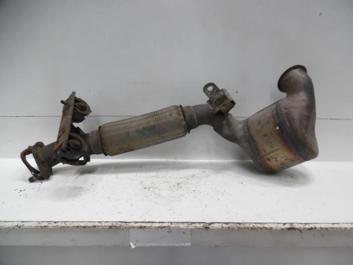 Katalysator van een Mitsubishi Outlander (CW) 2.0 DI-D 16V 4x4 2007