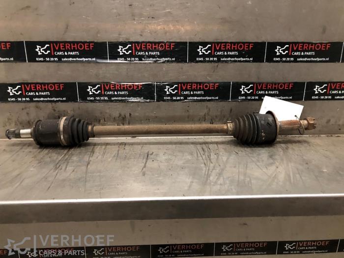 Gebruikte Steekas links-achter Mitsubishi Outlander (CW) 2.0 DI-D 16V 4x4 Prijs € 100,00 Margeregeling aangeboden door Verhoef Cars & Parts