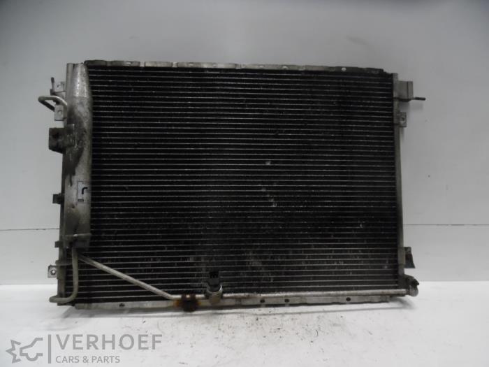 Gebruikte Airco Radiateur Kia Sorento I (JC) 3.5 V6 24V Prijs € 65,00 Margeregeling aangeboden door Verhoef Cars & Parts