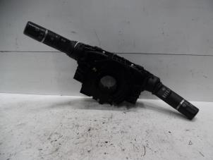 Gebruikte Combischakelaar Stuurkolom Mazda 2 (DE) 1.3 16V S-VT Prijs op aanvraag aangeboden door Verhoef Cars & Parts