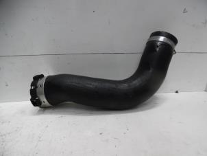 Gebruikte Intercooler Slang Nissan Qashqai (J11) 1.6 DIG-T 163 16V Prijs op aanvraag aangeboden door Verhoef Cars & Parts
