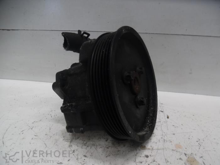 Gebruikte Pomp Servo Mercedes C Combi (S203) 2.7 C-270 CDI 20V Prijs op aanvraag aangeboden door Verhoef Cars & Parts