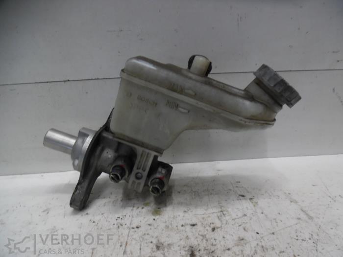 Gebruikte Hoofdremcilinder Suzuki Swift (ZA/ZC/ZD1/2/3/9) 1.3 D 16V Prijs € 40,00 Margeregeling aangeboden door Verhoef Cars & Parts
