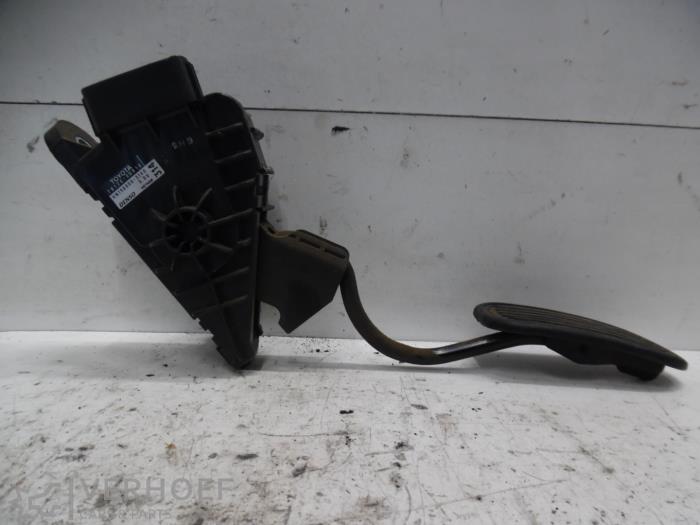 Gebruikte Gaspedaalpositie Sensor Toyota Hilux IV 2.5 D4-D 16V 4x4 Prijs € 121,00 Inclusief btw aangeboden door Verhoef Cars & Parts