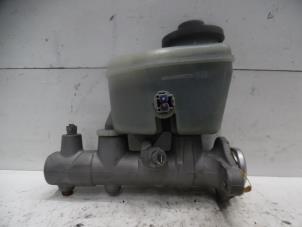 Gebruikte Hoofdremcilinder Toyota Land Cruiser 90 (J9) 3.0 D-4D 16V Prijs € 90,00 Margeregeling aangeboden door Verhoef Cars & Parts