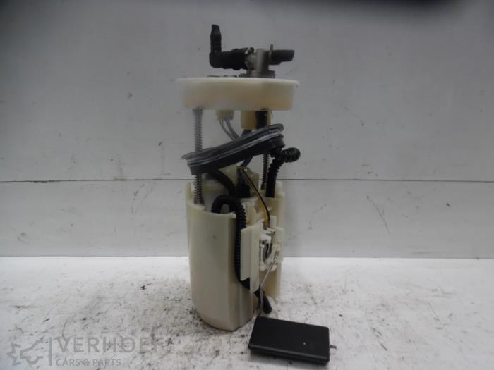 Gebruikte Benzinepomp Honda Civic (FK/FN) 1.8i VTEC 16V Prijs op aanvraag aangeboden door Verhoef Cars & Parts
