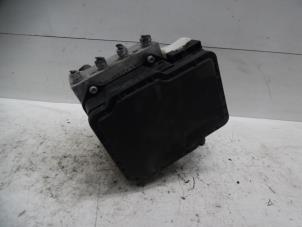 Gebruikte ABS Pomp Honda Jazz (GE6/GE8/GG/GP) 1.2 VTEC 16V Prijs € 100,00 Margeregeling aangeboden door Verhoef Cars & Parts