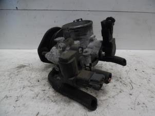 Gebruikte Gasklephuis Hyundai i20 1.2i 16V Prijs op aanvraag aangeboden door Verhoef Cars & Parts