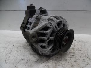 Gebruikte Dynamo Hyundai i20 1.2i 16V Prijs € 40,00 Margeregeling aangeboden door Verhoef Cars & Parts