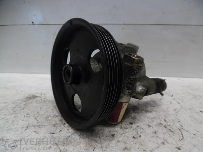 Gebruikte Servopomp Renault Megane (BA) 1.4 16V Prijs op aanvraag aangeboden door Verhoef Cars & Parts