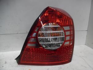 Gebruikte Achterlicht rechts Hyundai Elantra III 1.6i 16V Prijs € 50,00 Margeregeling aangeboden door Verhoef Cars & Parts