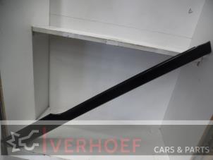 Gebruikte Zijskirt rechts Chevrolet Kalos (SF48) 1.2 Prijs € 50,00 Margeregeling aangeboden door Verhoef Cars & Parts
