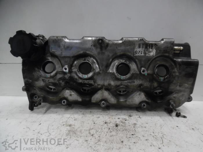 Gebruikte Kleppendeksel Toyota RAV4 (A2) 2.0 D-4D 16V 4x4 Prijs op aanvraag aangeboden door Verhoef Cars & Parts