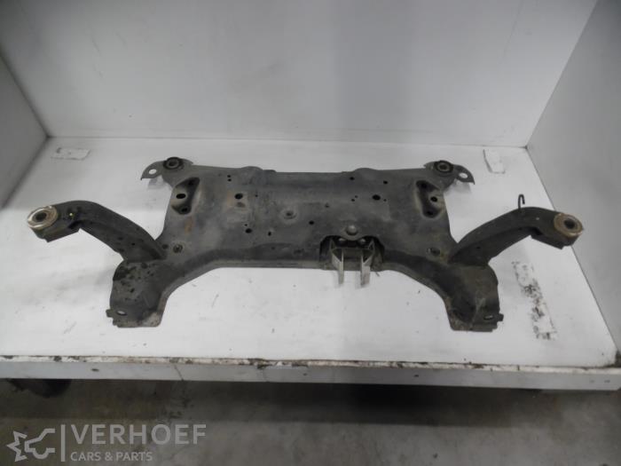 Gebruikte Subframe Ford Transit Connect (PJ2) 1.0 EcoBoost 12V 100 Prijs € 125,00 Margeregeling aangeboden door Verhoef Cars & Parts