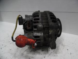 Gebruikte Alternator Nissan X-Trail (T30) 2.2 dCi 16V 4x4 Prijs € 35,00 Margeregeling aangeboden door Verhoef Cars & Parts