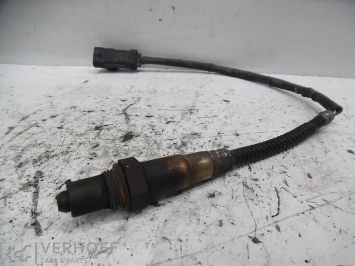 Gebruikte Lambda Sonde Opel Vivaro 2.0 16V Prijs op aanvraag aangeboden door Verhoef Cars & Parts