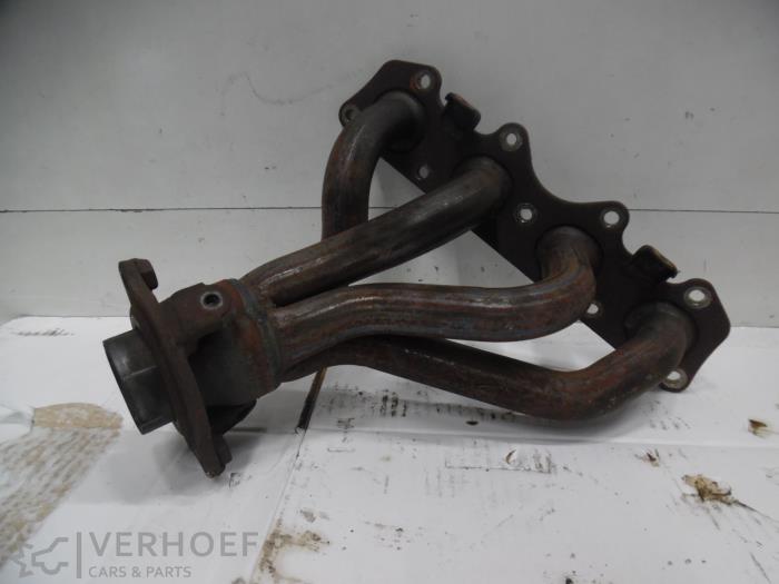 Gebruikte Uitlaatspruitstuk Hyundai i20 1.4i 16V Prijs op aanvraag aangeboden door Verhoef Cars & Parts