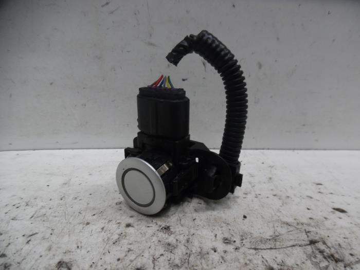 PDC Sensor van een Toyota Prius (ZVW3) 1.8 16V 2009
