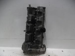 Gebruikte Kleppendeksel Toyota Auris (E15) 2.2 D-CAT 16V Prijs op aanvraag aangeboden door Verhoef Cars & Parts