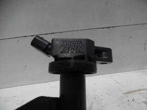 Gebruikte Bobine Toyota RAV4 (A2) 2.0 16V VVT-i 4x4 Prijs € 20,00 Margeregeling aangeboden door Verhoef Cars & Parts